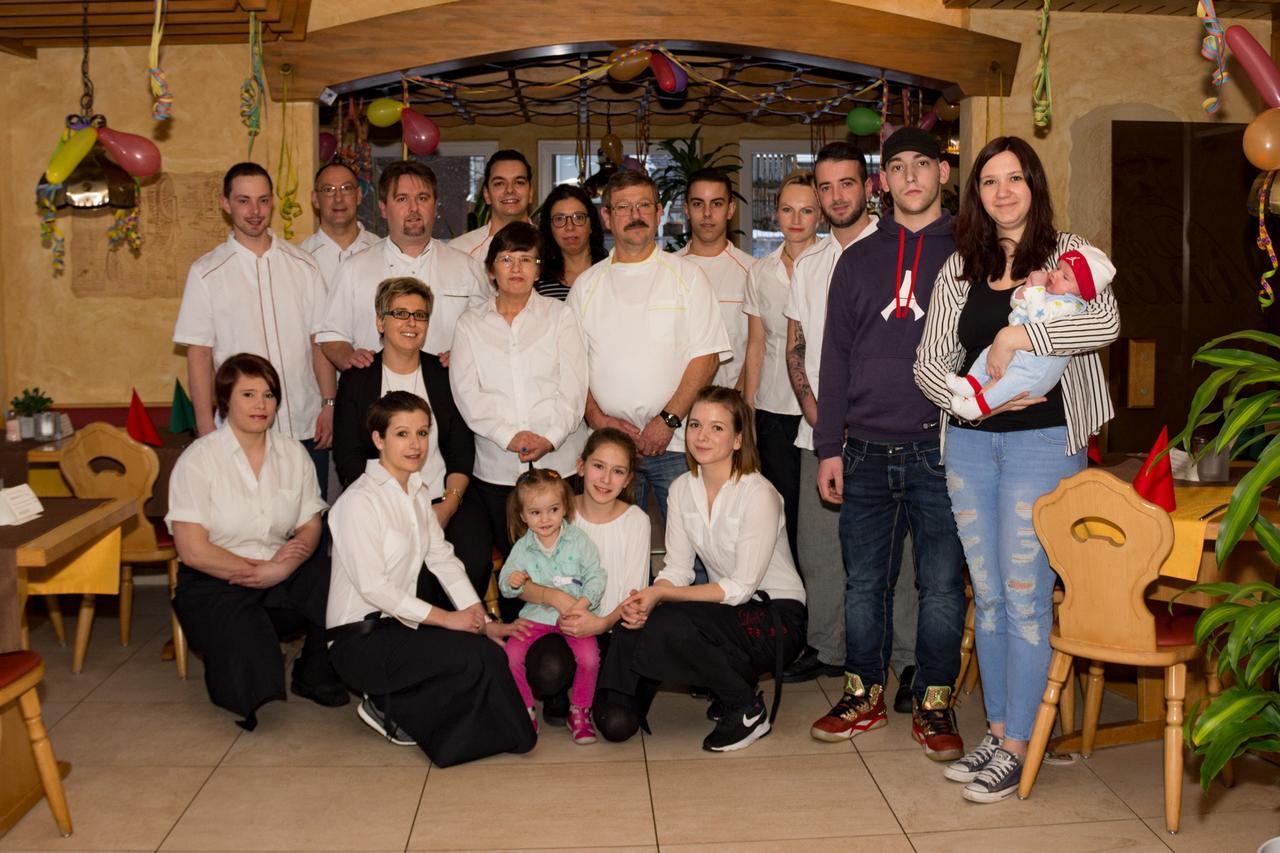 Hotel Cortina โฮเคนชวันด์ ภายนอก รูปภาพ